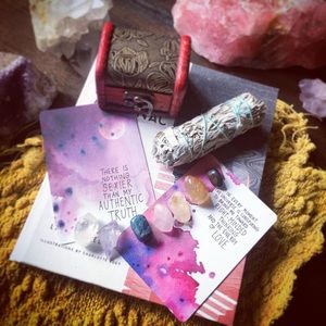 7 Chakra healing crystal bundle sage, treasure box
